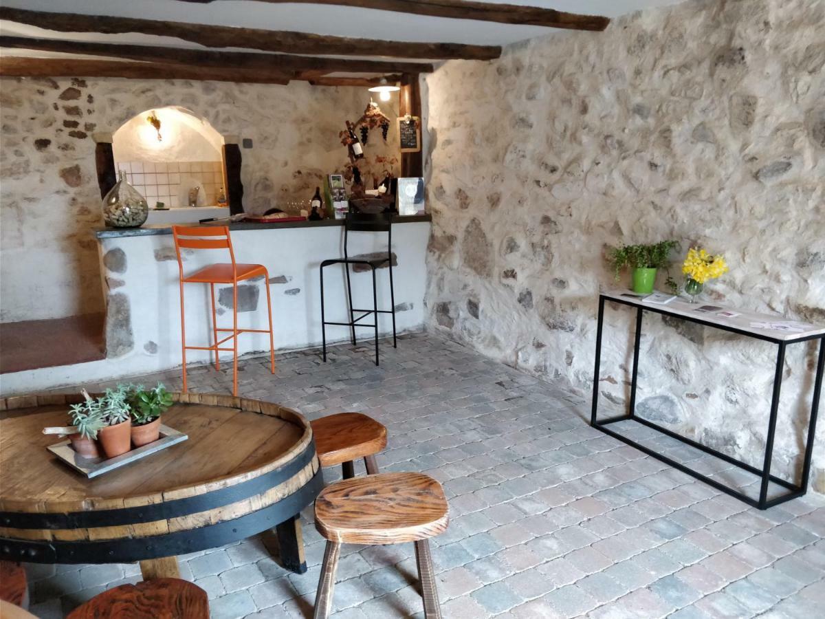 Le balcon du fêtre  Chiroubles Extérieur photo